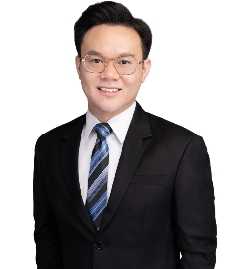 Poom Roekchairasmee, Esq. | Associate, Legal Advisory